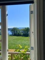 Lovely tiny house with a dream view ! - Chambres d'hôtes Østdal