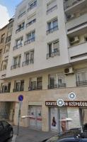 Apartment with garage, free parking - B&B Budapest