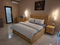 Samba's Beach Strip Apartments - B&B Kololi