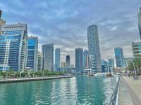 Comfort Ensuite with Balcony - Bed and Breakfast Dubai