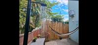 Casa 100m da praia com piscina, ar cond e churrasqueira - Chambres d’hôtes Bertioga