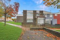 Spacious 4 Bedroom House with Parking - B&B Lamesley