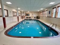 King Room with Pool, Hot Tub and Gym near Loon Mountain - B&B Lincoln