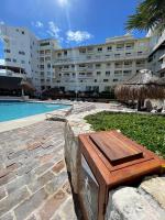 Stylish Suite with Beach Access - Bed and Breakfast Cancun