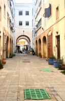 Seafront Apartment at Medina Entrance - B&B Essaouira