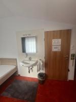 Tweepersoonskamer met Gedeelde Badkamer