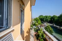Camuzzoni Apartment for 4-5 people - Bed and Breakfast Verona