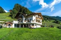 Appartamento con 2 Camere da Letto e con Vista Montagna