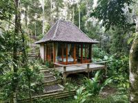Cabin with Forest & River View