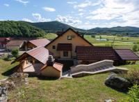 Villa Narnia - Bed and Breakfast Otočac