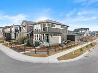 Ambleton 1BR Private Suite in NW Calgary – Queen Bed, Sofa Bed, Full Kitchen, Laundry - B&B Calgary