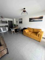 bel appartement vue montagne proche bastia - Bed and Breakfast Borgo