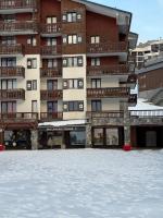 Le Rond Point des Pistes - 4 personnes - Tignes Val Claret 2100m - skis aux pieds - Chambres d'hôtes Tignes
