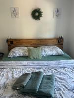 Quadruple Room with Private Bathroom