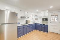 Updated Getaway w/ Sauna & Yard in Bloomsbury! - Bed and Breakfast Bloomsbury