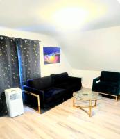 Modern Home 5-minute Walk 2 Falls, Winter Getaway! - B&B Niagara Falls