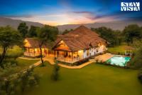 StayVista at Orchard by the River with Bonfire, BBQ - Chambres d’hôtes Karjat