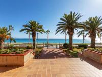 Seafront Views Apartment in Torre Valentina - Bed and Breakfast Sant Antoni de Calonge