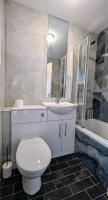 Flat, 2 double beds, free parking, near Arena - Bed and Breakfast Wincobank