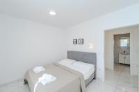 Lilly centrally located apartments - B&B Novalja