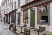 Old Town Gem - Rooftop Studio by Innorental - Bed and Breakfast Riga