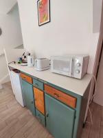 charming townhouse - Bed and Breakfast Meschers-sur-Gironde