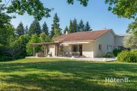 Villa Les Papillons Haven of Peace and Comfort - Chambres d’hôtes Eyjeaux