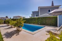 Casa Nuria com 4 quartos, piscina e churrasco em Vale do Lobo - Bed and Breakfast Almancil