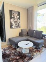 616 One Rosebank with On-Site Rooftop Restaurant - Bed and Breakfast Johannesburg