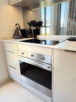 616 One Rosebank with On-Site Rooftop Restaurant - Bed and Breakfast Johannesburg