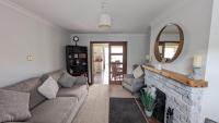 Sydenham Serenity: Bright Home with Conservatory - B&B Belfast