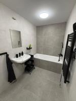 The Blue Church Comfort Apartment Old Town - Chambres d’hôtes Bratislava