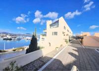 Marcange - Appt Vue Imprenable sur le Port et la Mer - B&B Cogolin