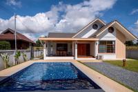 Relaxing Poolside Stay - 3BR Cozy House - B&B Pai