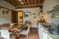 Charming Stone House Near Lucca And Garfagnana - Chambres d'hôtes Piegaio Basso