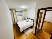 2 Bedroom Duplex in Mayland Heights - Ferienwohnung Calgary