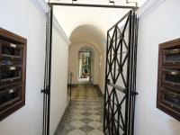 Elegante appartamento immerso nei Fori Imperiali - B&B Roma