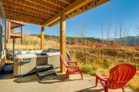 < 5 Mi to Winter Park: Family Base Camp w/ Hot Tub - Chambres d'hôtes Fraser