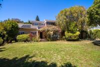 Constantia Getaway with Pool & Garden Near Wine Farms & Nature Trails - Bed and Breakfast Doordrift