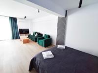 Apartamento de 1 dormitorio con balcón y vistas a la montaña