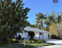 Apartment with Garden View
