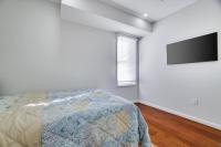 Beautiful 4BR 1BA Home Near NYC - B&B Newark