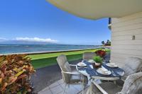 Kahana Reef 117 · KR 117 Renovated OceanFront 1BD w Ocean Views - B&B Kahana