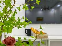 Grand C Homestay - Bed and Breakfast Hanoi