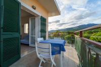 Silvia sul Lungomare di Campo - Bed and Breakfast Marina di Campo