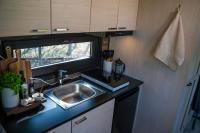 Lapland Story Arctic Hollow - Bed and Breakfast Rovaniemi