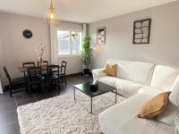 Maison moderne avec terrasse & parking - Chambres d'hôtes Clermont-Ferrand