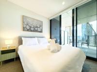 Central & Spacious Apt in Rundle Mall with Balcony - Chambres d’hôtes Adélaïde