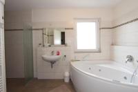 Komfort-Ferienwohnung am Feldberg, 2 Zimmer, Whirlpool, Residenz Grafenmatt, direkt am Skilift und an Wanderwegen - Ferienwohnung Feldberg