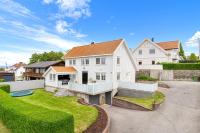 Feriehus med stort lekerom - B&B Kristiansand